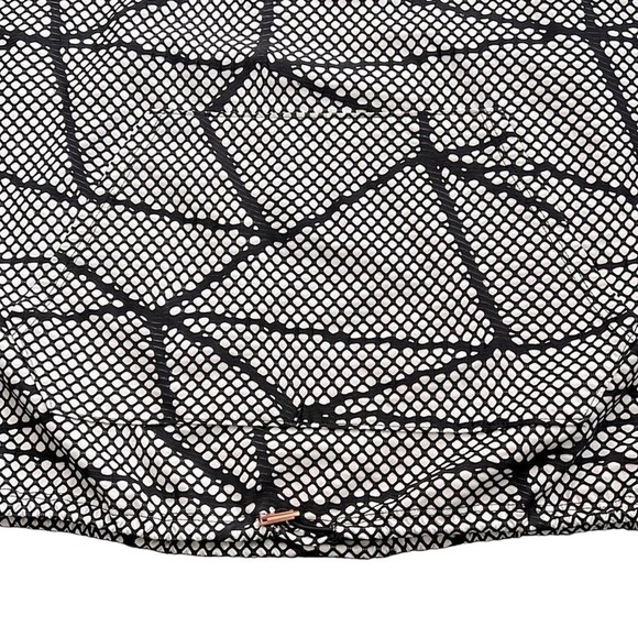 BEYOND Yoga Rare 1/4 Zip Stretch  Windbreaker Hoody Mesh Webbing Overlay - Picture 6 of 7